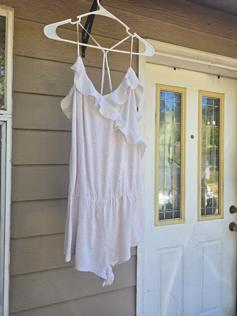 Betsey Johnson White Ruffle-Trim Sleep Romper - Large